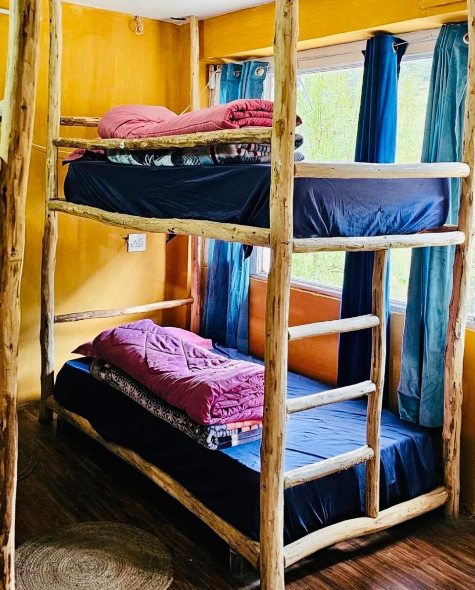 Hostel 360 Degree, Jibhi Exterior photo